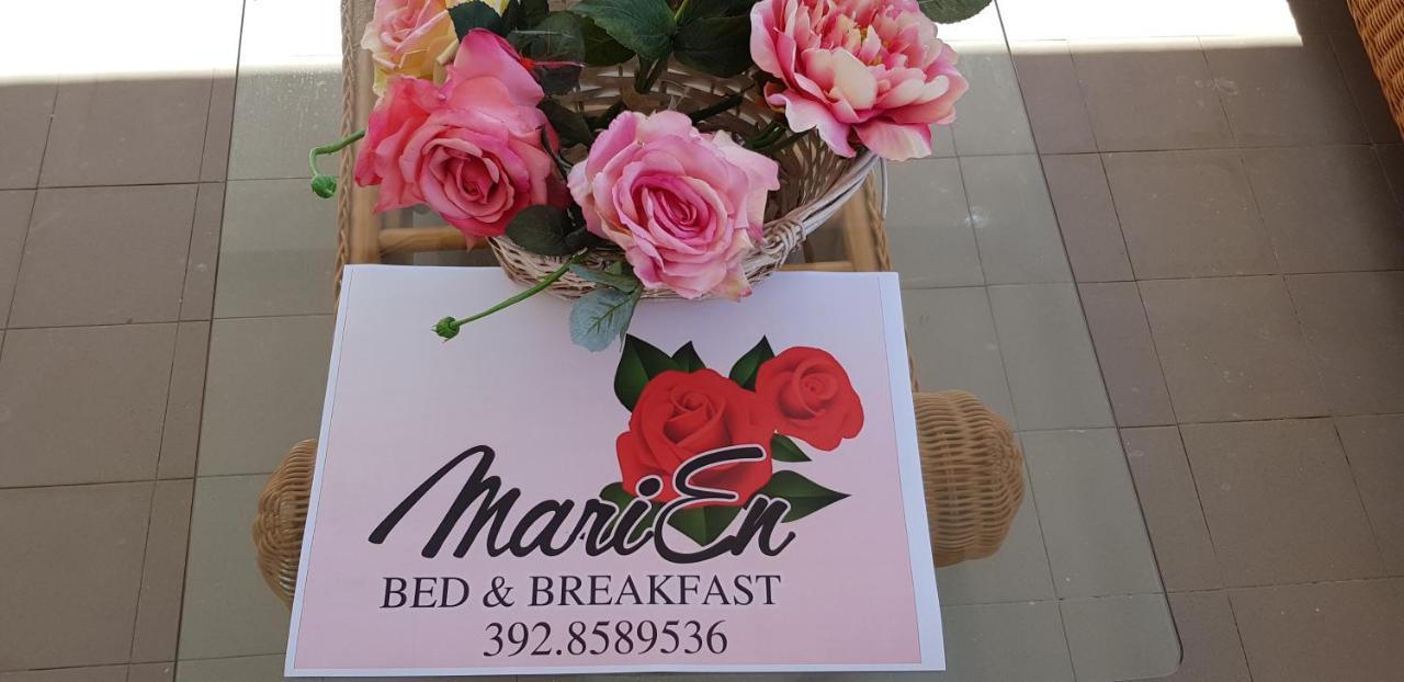 Mari En Bed & Breakfast Castel Volturno Bagian luar foto